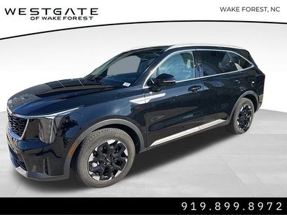 Certified 2025 Kia Sorento S w/ Panoramic Sunroof Package