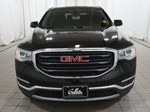 Used 2017 GMC Acadia SLE image 16