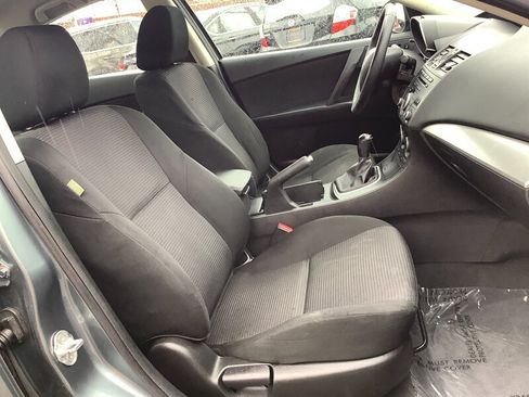 Used 2013 MAZDA MAZDA3 i Touring FWD image 17