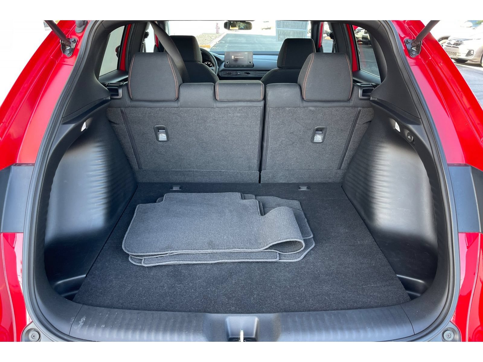 Certified 2025 Honda HR-V Sport image 17