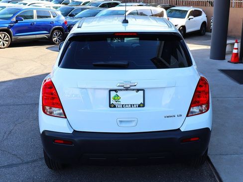 Used 2016 Chevrolet Trax LS w/ LPO, Cargo Package FWD image 10