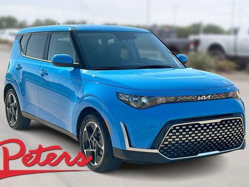 Used 2024 Kia Soul EX image 1