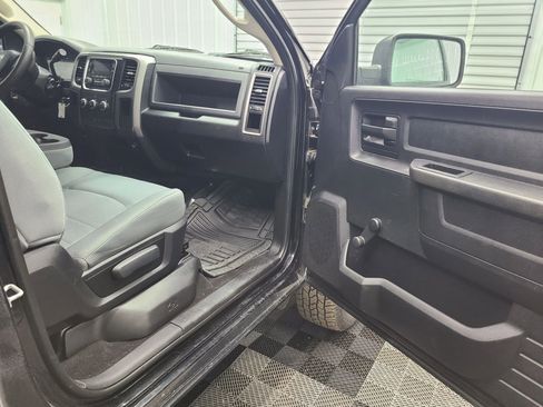 Used 2014 RAM 2500 Tradesman w/ Popular Equipment Group image 32