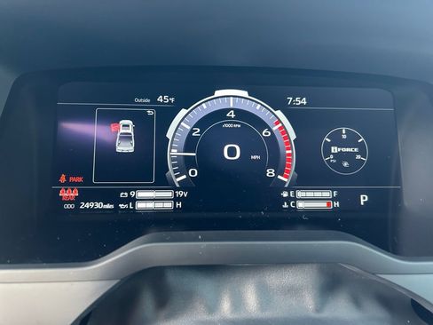 Used 2023 Toyota Tundra Platinum image 16