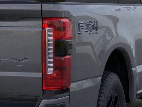 New 2026 Ford F250 XLT w/ XLT Premium Package AWD/4WD image 44