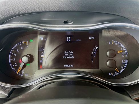 Used 2019 Jeep Grand Cherokee Limited image 14