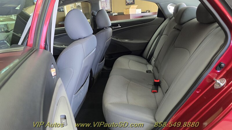 Used 2014 Hyundai Sonata GLS w/ Popular Equipment Group 2 FWD image 17