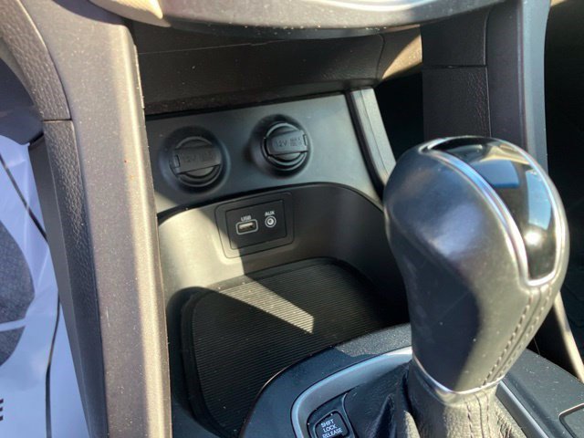 Used 2017 Hyundai Santa Fe Limited w/ Cargo Package AWD/4WD image 18