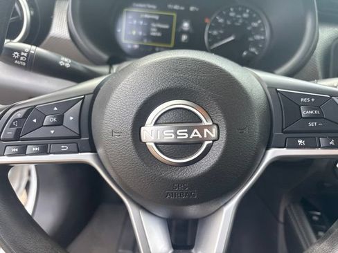 Used 2023 Nissan Kicks SV w/ Interior Electronics Package FWD image 29