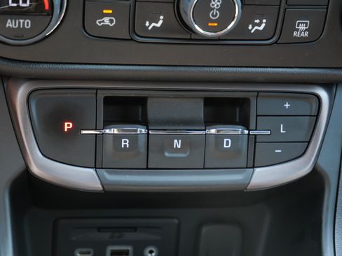 Used 2023 GMC Terrain AT4 w/ GMC Pro Grade Package AWD/4WD image 24