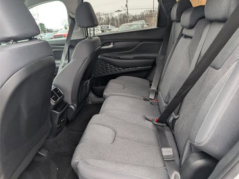 Used 2020 Hyundai Santa Fe SE image 13