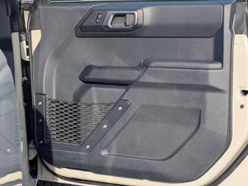 New 2025 Ford Bronco 4-Door image 46