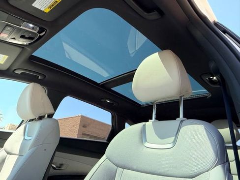 Used 2025 Hyundai Tucson Limited image 19