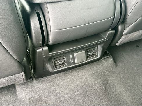 Used 2025 GMC Sierra 1500 SLT image 24