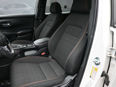 Certified 2024 Honda HR-V Sport image 21
