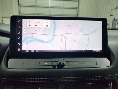 Used 2025 Nissan Rogue SL w/ Tech Package image 29