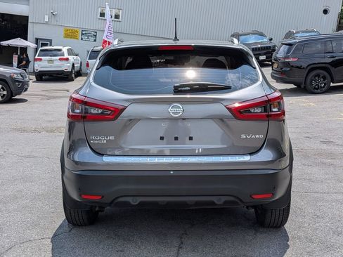 Used 2021 Nissan Rogue Sport SV AWD/4WD image 7