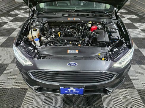 Used 2020 Ford Fusion SEL image 36