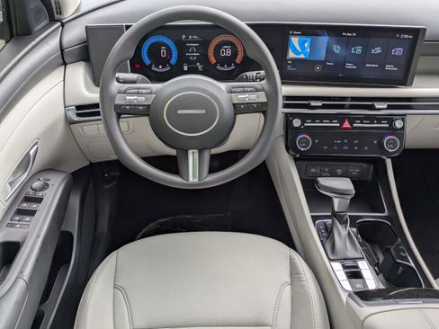 New 2026 Hyundai Tucson SEL image 18