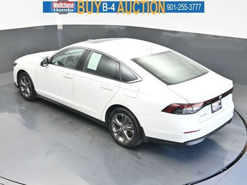 Used 2023 Honda Accord EX image 29
