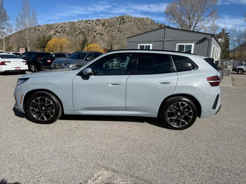 Used 2025 BMW X3 xDrive30 w/ Premium Package AWD/4WD image 2