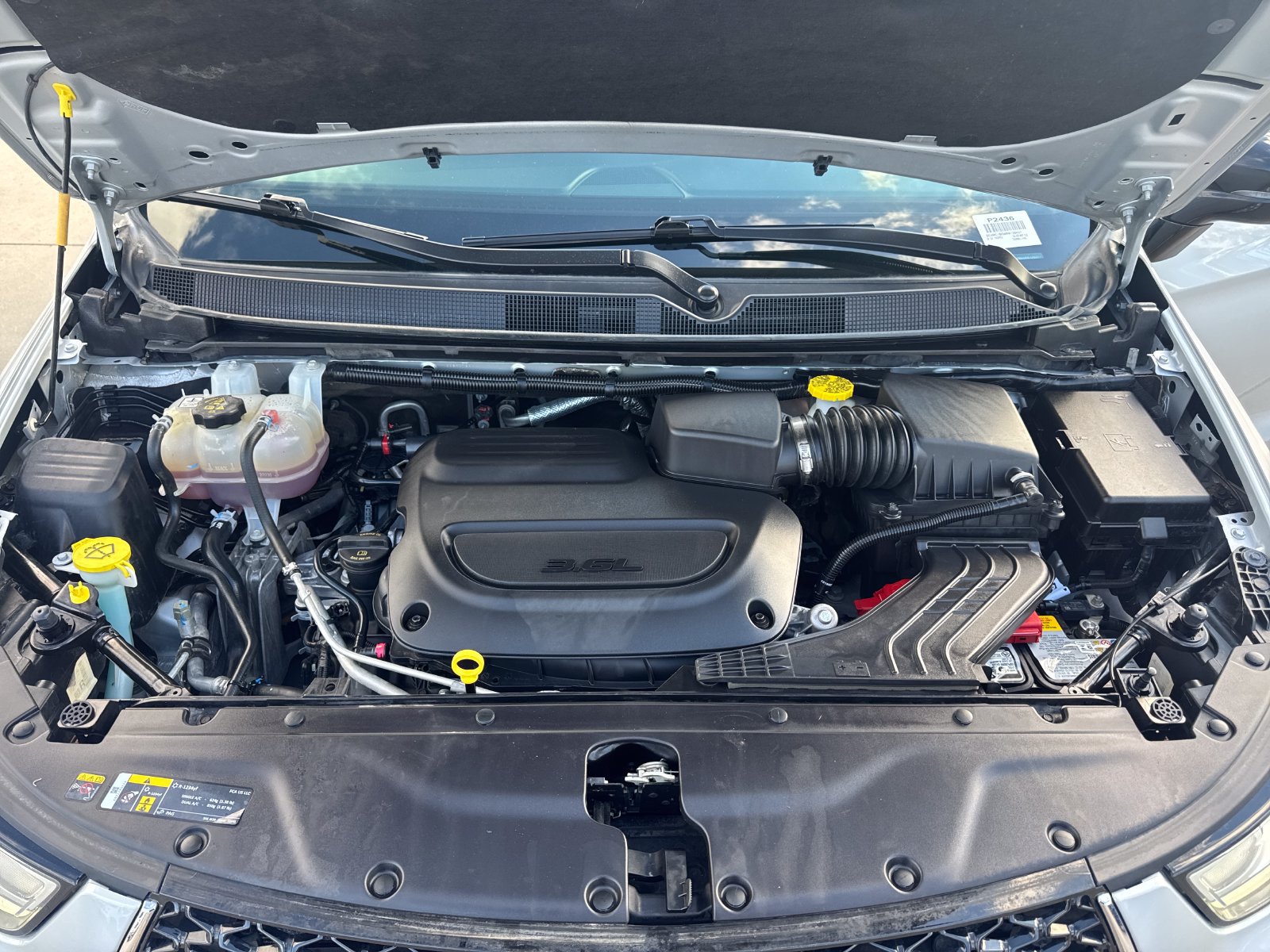 Used 2024 Chrysler Pacifica Touring-L FWD image 20