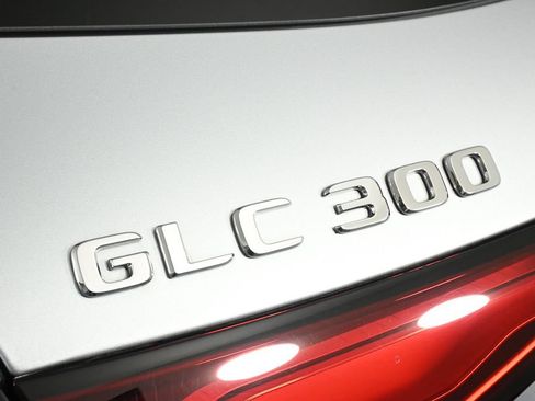 Certified 2026 Mercedes-Benz GLC 300 image 27