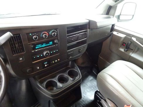 Used 2019 Chevrolet Express 2500 Extended w/ Driver Convenience Package image 32