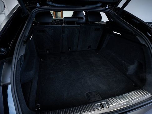 Used 2019 Lamborghini Urus image 66