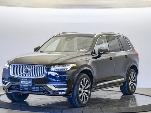 Certified 2025 Volvo XC90 B6 Ultra image 1