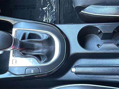 Used 2021 Kia Forte GT-Line image 15