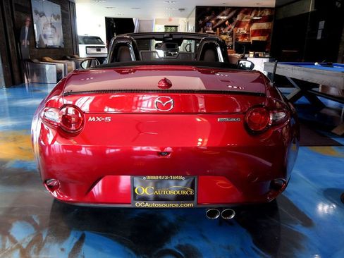 Used 2022 MAZDA MX-5 Miata Grand Touring w/ Weather Package image 12