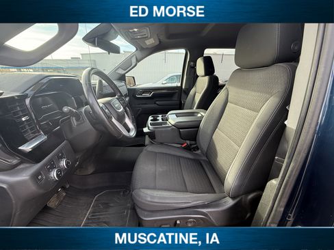 Used 2022 GMC Sierra 1500 SLE w/ X31 Off-Road Package image 5