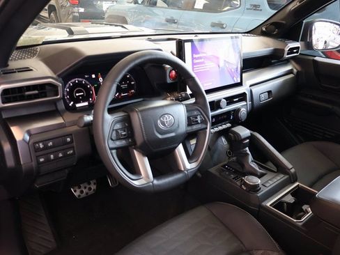 Used 2026 Toyota 4Runner TRD Sport Premium AWD/4WD image 4