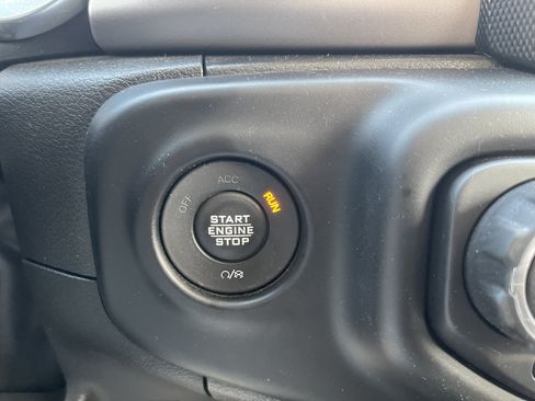 Used 2023 Jeep Wrangler Unlimited Sport AWD/4WD image 23