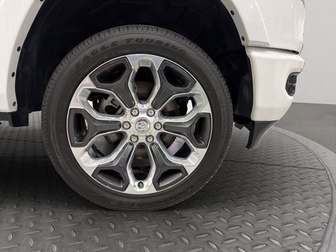 Used 2024 RAM 1500 Limited image 15