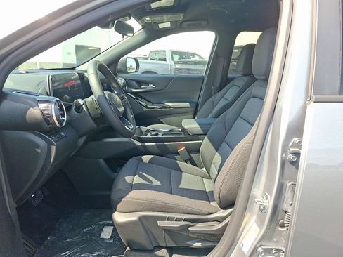 New 2027 Chevrolet Equinox LT FWD image 6