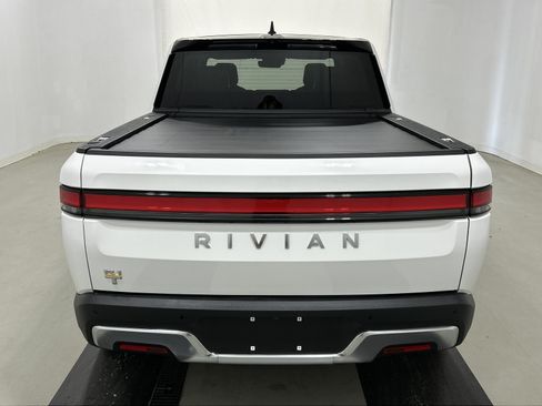 Used 2022 Rivian R1T Launch Edition AWD/4WD image 4