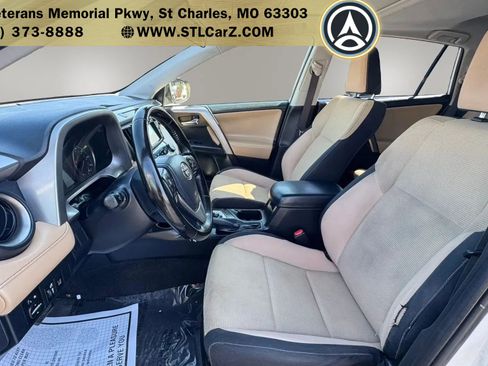 Used 2018 Toyota RAV4 XLE w/ Plus Extra Value Package FWD image 10