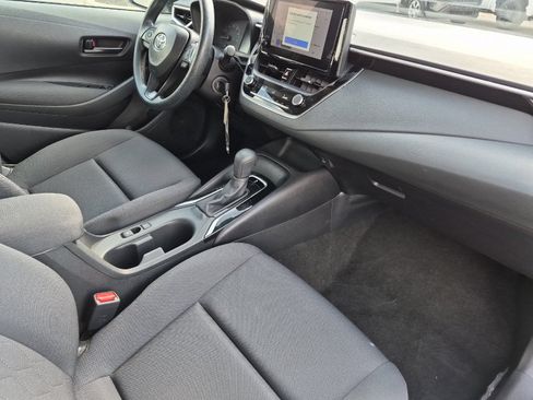 Certified 2025 Toyota Corolla LE FWD image 14
