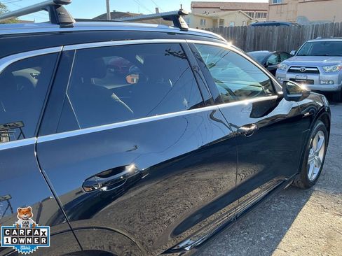 Used 2019 Audi e-tron Prestige w/ Prestige Package image 86