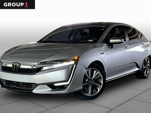 Used 2018 Honda Clarity Plug-In Hybrid image 1