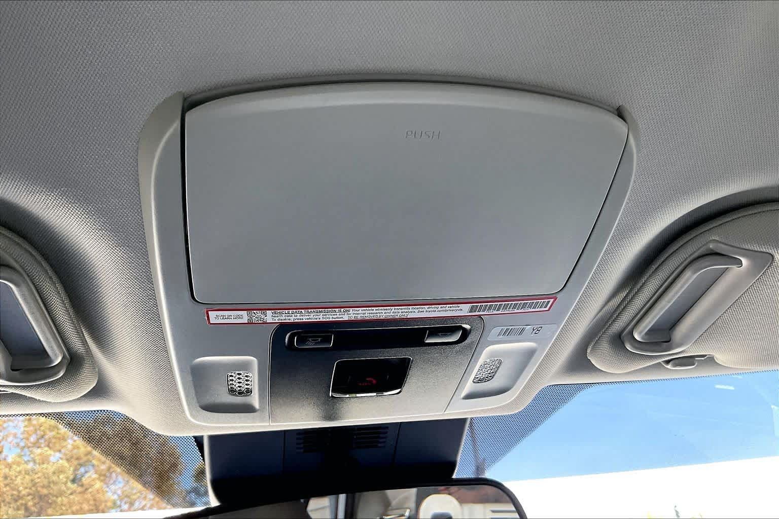 Used 2025 Toyota Camry LE FWD image 33