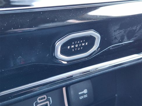 New 2026 Jeep Grand Cherokee Limited w/ Limited Altitude Package image 15