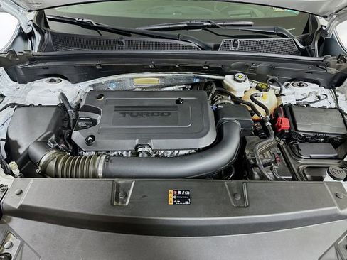 Used 2023 Buick Envision Essence w/ Technology Package I image 33