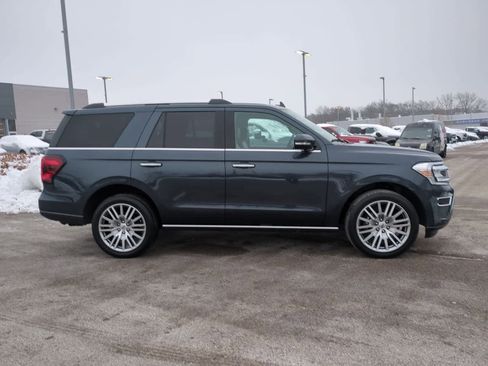 Certified 2023 Ford Expedition Limited image 9