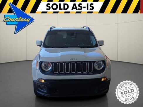 Used 2017 Jeep Renegade Latitude w/ Cold Weather Group AWD/4WD image 2
