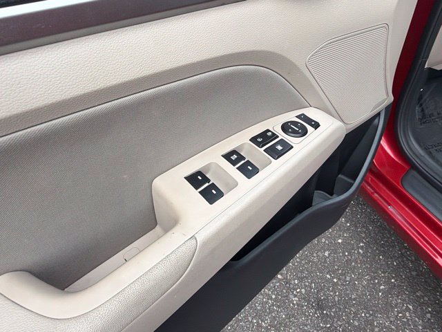 Used 2019 Hyundai Elantra SEL FWD image 17