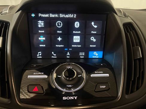 Used 2018 Ford Escape Titanium w/ Ford Safe & Smart Package image 32