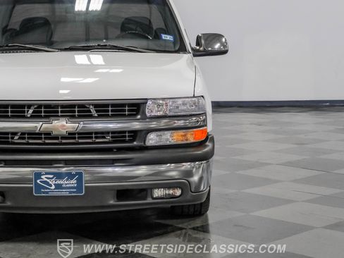 Used 2000 Chevrolet Silverado 1500 LS image 18